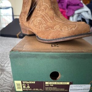 Roper Tan Ankle Boots with Stitching